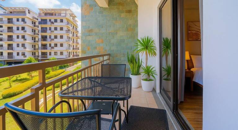 Serviced apartment with terrace & garden — photo 5