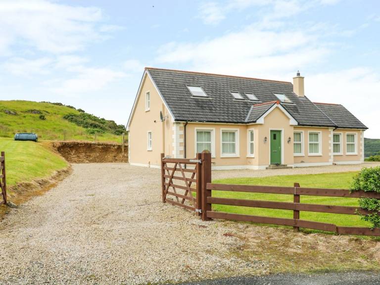 Cabin  Portsalon