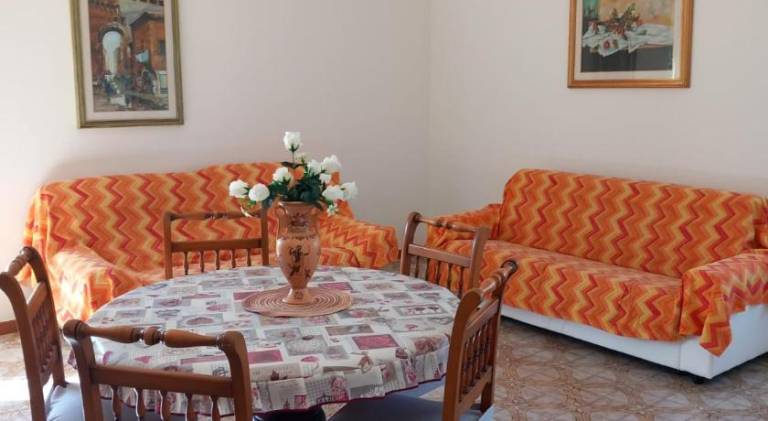 Vacation home with 2 rooms for 7 persons in Fiumicino