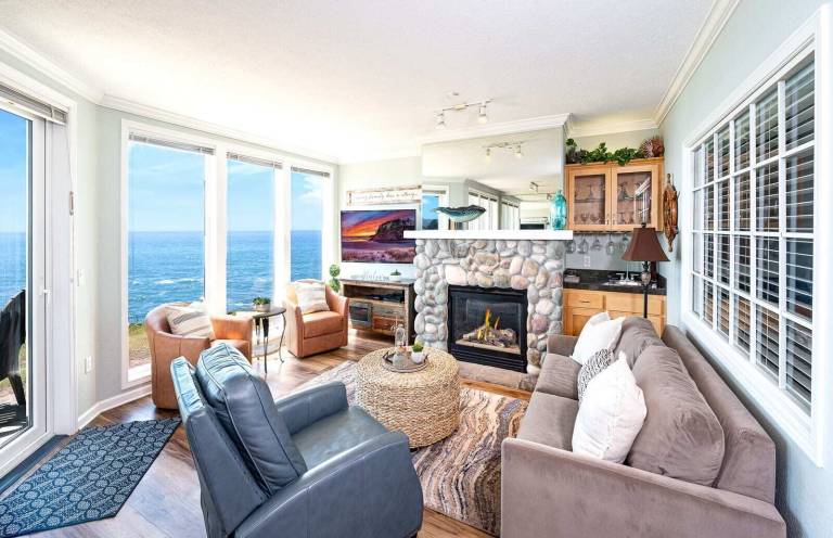 Condo  Depoe Bay