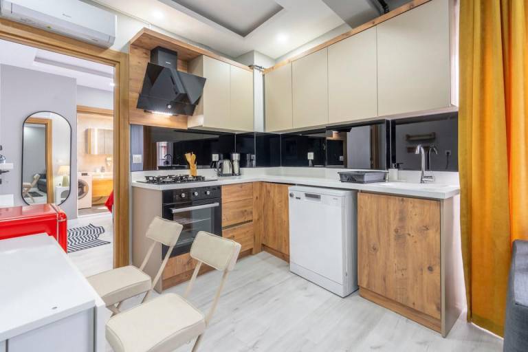 Fully equipped beautiful vacation home | Next to Hadrian's Gate | Suitable for remote work | Dogs allowed — photo 3