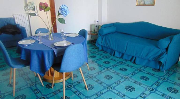 Apartment with 1 room for 4 persons — photo 5