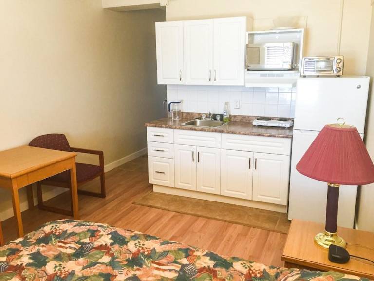 Stettler Hotel — photo 2