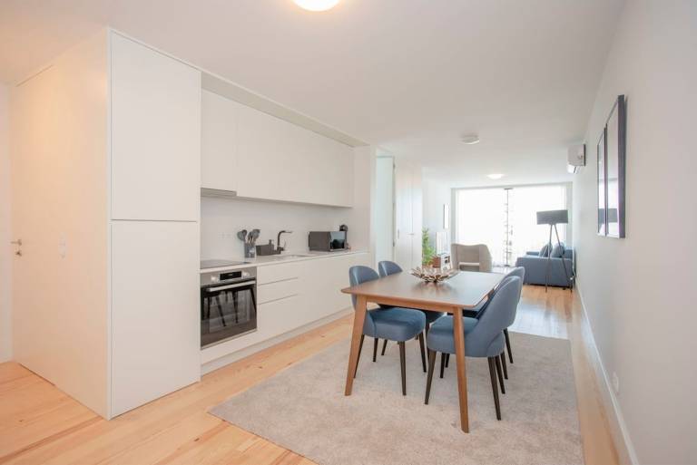 Family-friendly lovely holiday apartment with fast internet | Close to São Bento Railway Station | Dogs allowed — photo 3