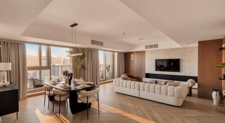 Rental apartment with sauna, private pool & jacuzzi in Dubai