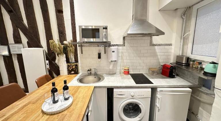 Pleasant apartment | Next to Notre-Dame de Paris | Pets allowed — photo 2