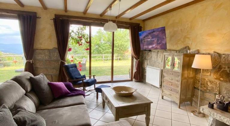 Wonderful vacation home with garden, terrace & private pool | Perfect for remote work | Pets allowed — photo 2