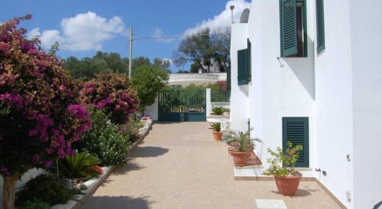 Vacation home with 2 rooms for 4 persons in Castro
