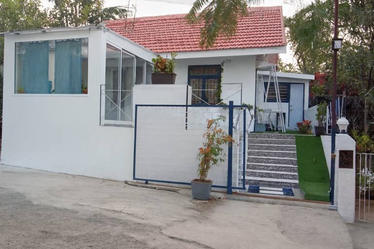Estrella-2bhk-pool-stargazin-glasroom-ElixirHomes — photo 5