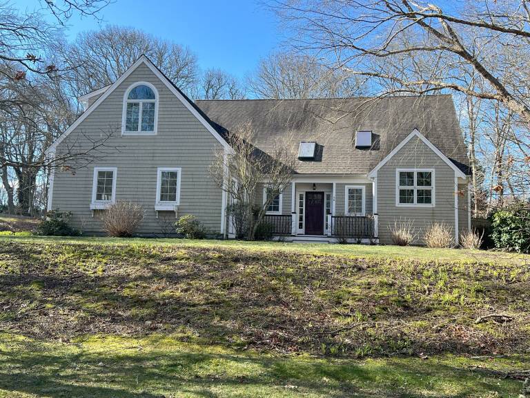 House Woods Hole