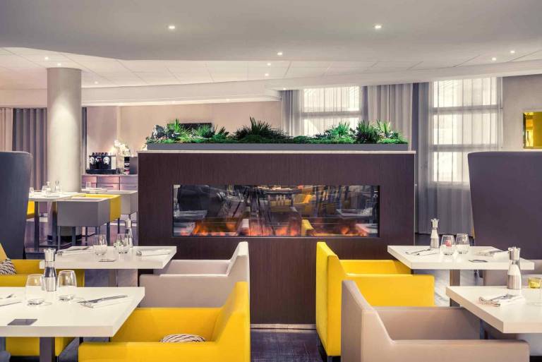 Hôtel Mercure Paris Massy Gare TGV in Massy