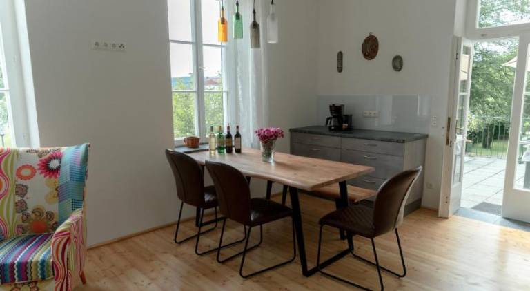 Charming holiday apartment with terrace & yard | Dogs allowed — photo 5