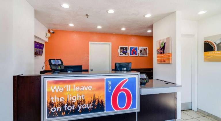 Motel 6 Chicago O'Hare - Schiller Park — photo 5