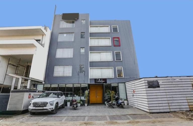 Arena Hotel in Gurugram