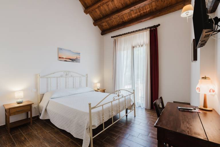 Room 'Giara' with Mountain View, Wi-Fi, and Air Conditioning in Trapani