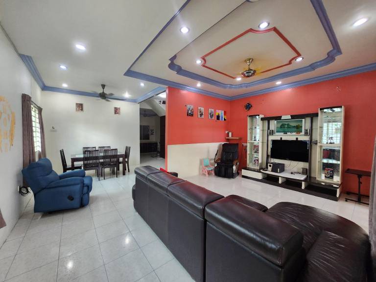 265 m&sup2; Ferienhaus