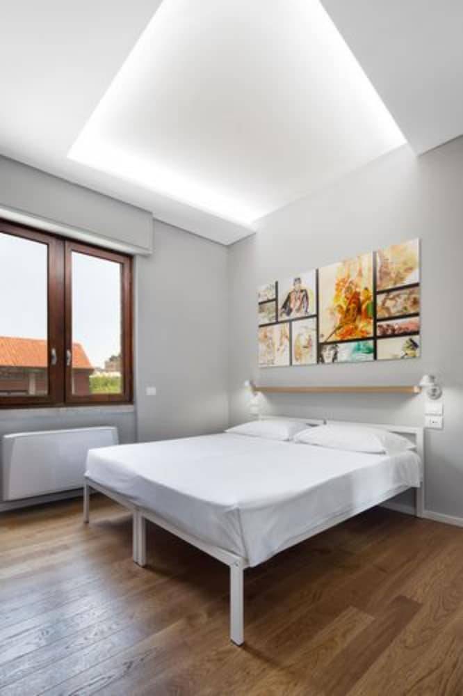 Hostel Milan