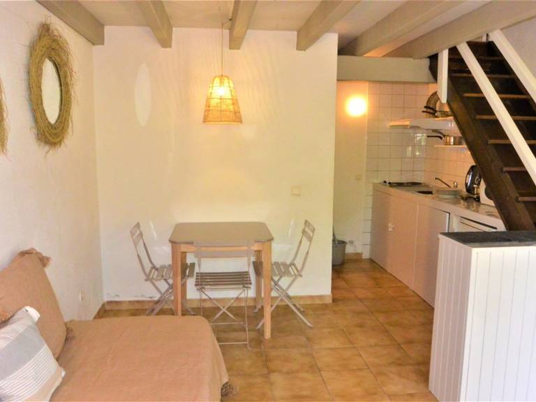 Beachfront Mini-Villa with Garden Terrace, A/C, and Sport Activities Nearby — photo 5