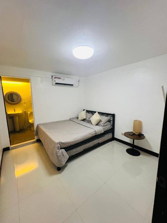 House with pool in Angeles City