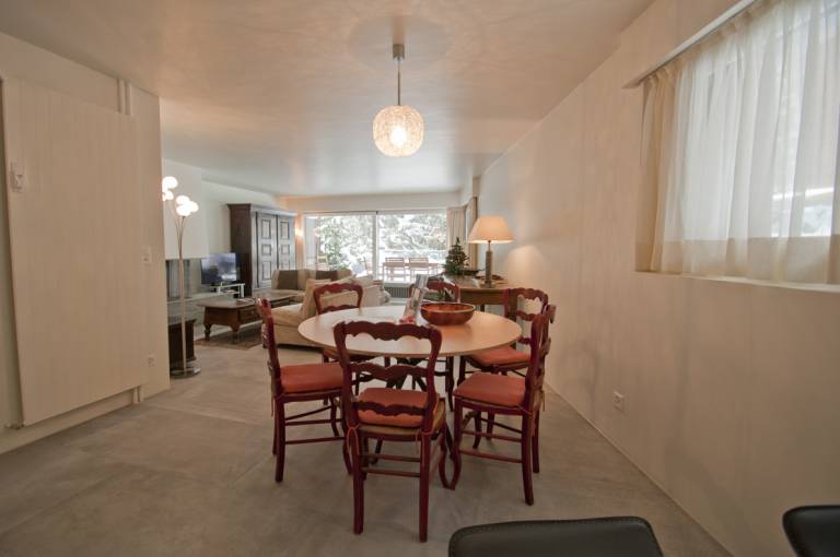 Apartment with patio | Mountain view — photo 5