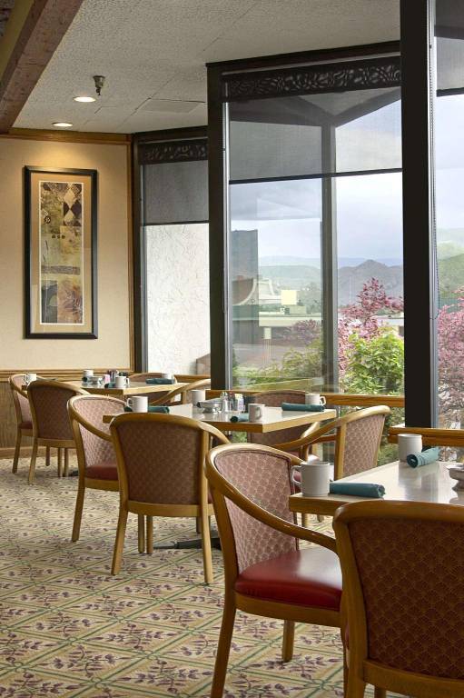 Red Lion Hotel Wenatchee City Center — photo 3