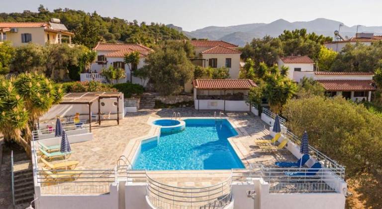 Pleasant house with garden, pool & terrace | Pets allowed in Samos