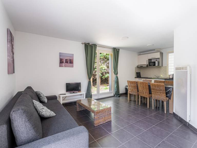 Holiday apartment with sauna, terrace & yard | Next to the beach | Pets allowed in Lacanau