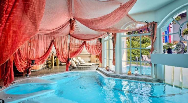 Rental apartment with pool, hot tub & garden — photo 3
