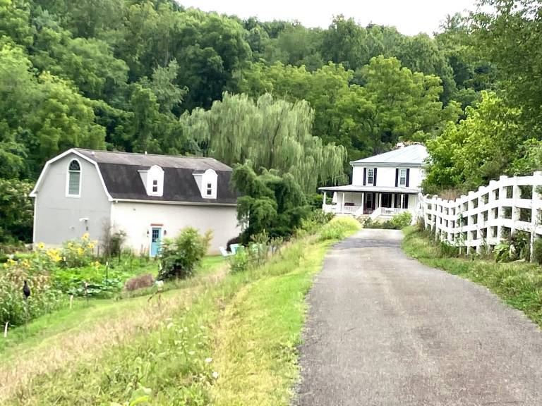 Cottage  Lexington