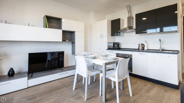 Family-oriented lovely rental apartment with patio | Pets are welcome — photo 2