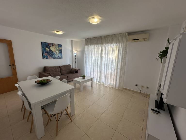 Apartment with patio | Next to the beach | Pets are welcome — photo 2