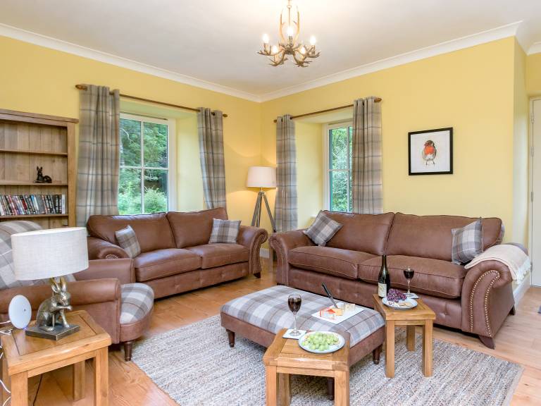 Cottage with garden | River view — photo 4