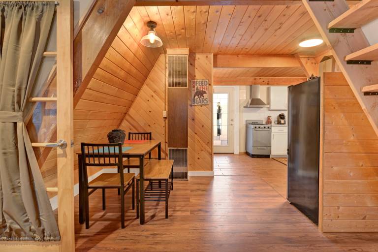 Cabin with BBQ | Mountain view — photo 3