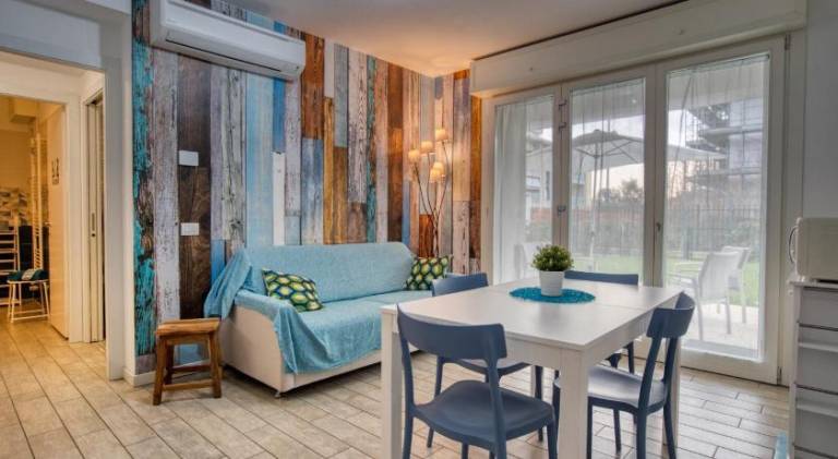 Apartment with garden in Segrate