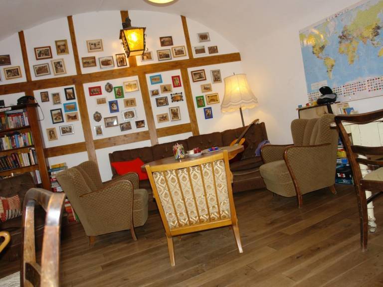 Lotte The Backpackers