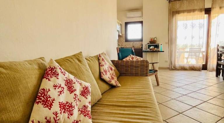 Rental apartment with 2 rooms for 4 persons — photo 2