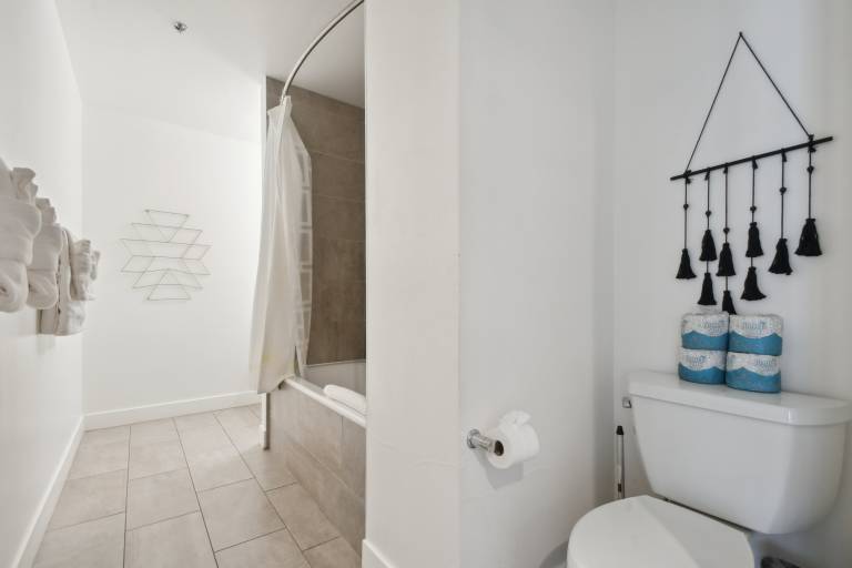 Cowboy Muse Spacious 3BR RiNo Loft Walk to Mission Ballroom Largest — photo 5