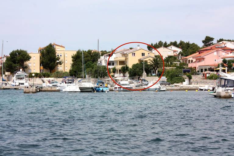 One bedroom apartment near beach Barbat, Rab (A-4967-a) in Rab
