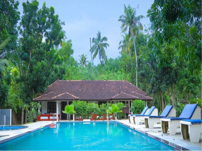 Resort  Alappuzha