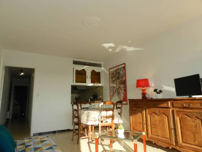 Rental apartment with pool — photo 3