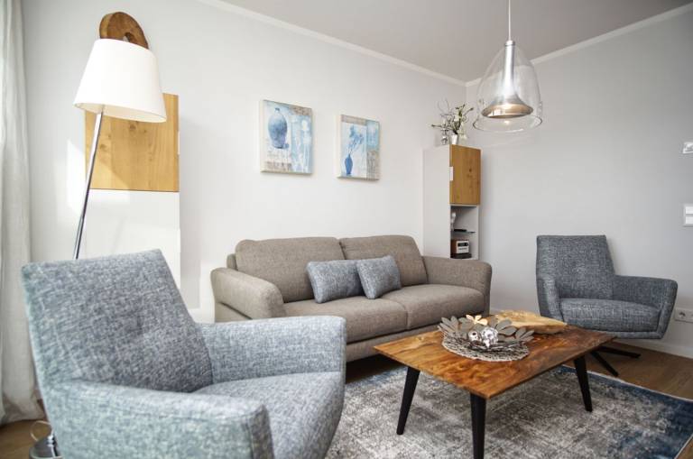zentrale FeWo mit Terrasse, Schwimmbad- und Saunanutzung - Villa Anni FeWo 02 — photo 4