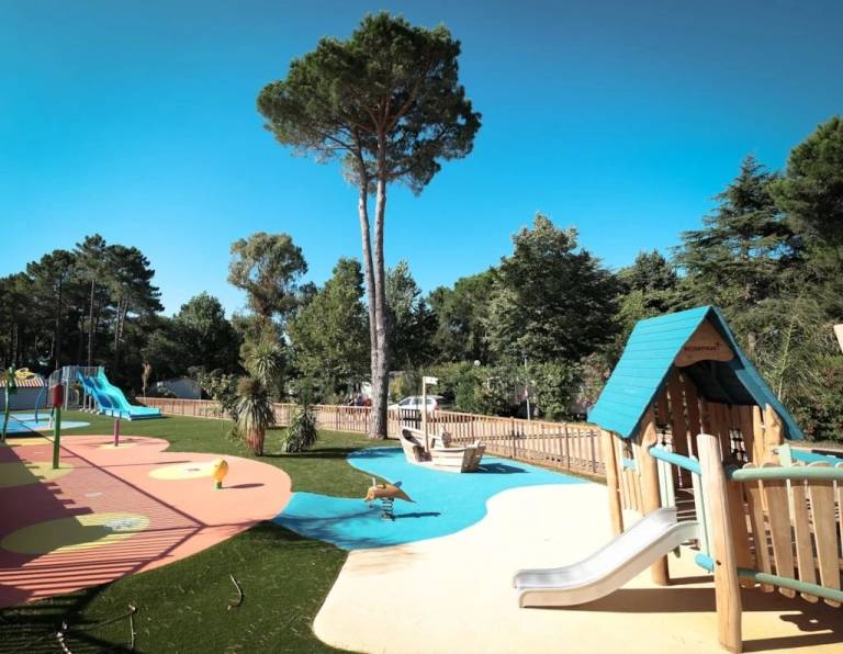 Camping with heated pool, terrace & garden — photo 2
