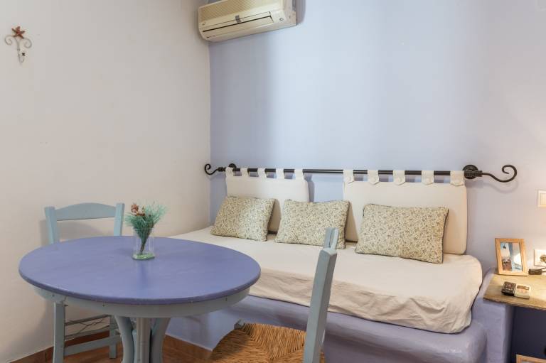 Apartment '5' with Sea View, Wi-Fi and Air Conditioning — photo 4