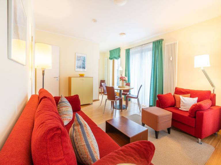 Appartement mit 1 Schlafzimmer und Balkon — photo 2