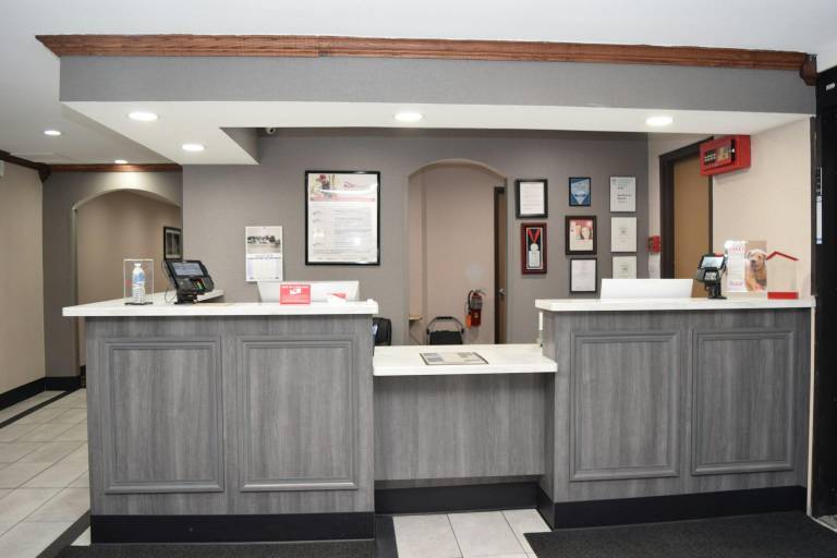 Red Roof Inn Batavia — photo 3