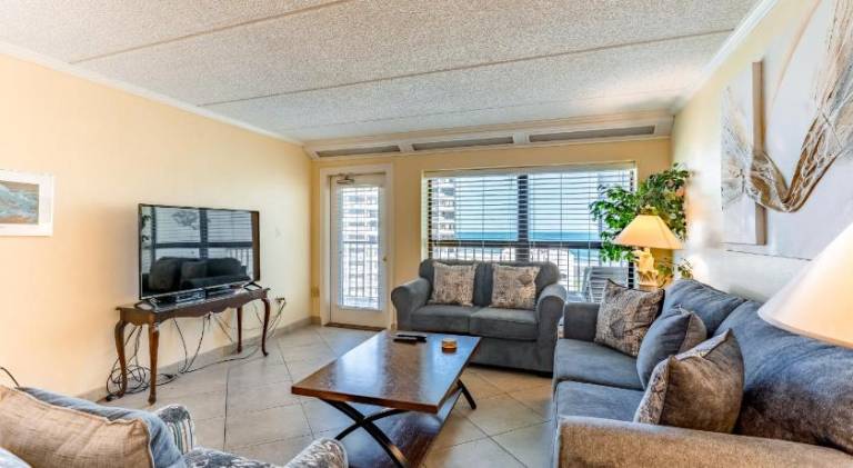 Apartment with hot tub in South Padre Island, TX