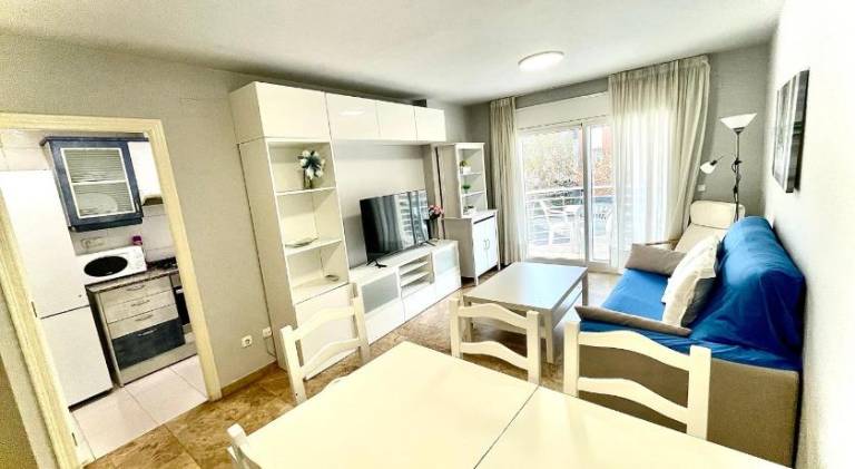 Apartment with 2 rooms for 6 persons — photo 2