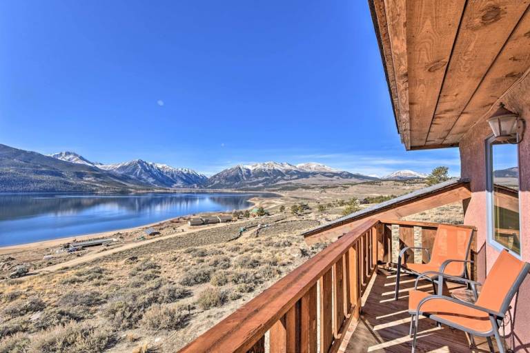 House Twin Lakes