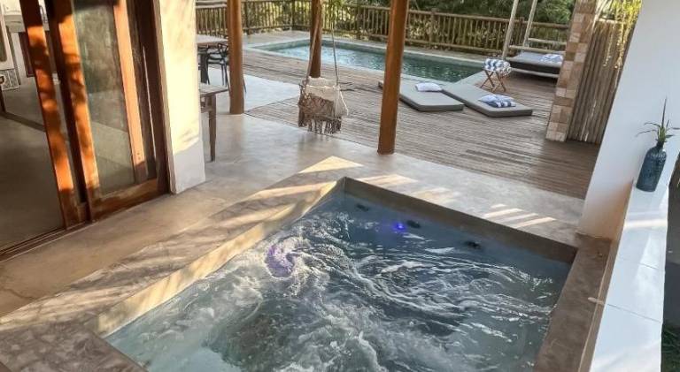 House with hot tub & pool | Pets are welcome — photo 4