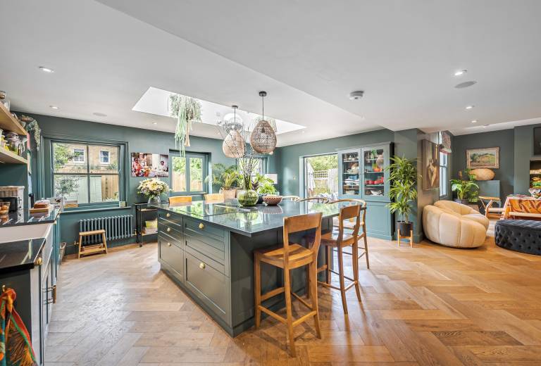 House Tooting